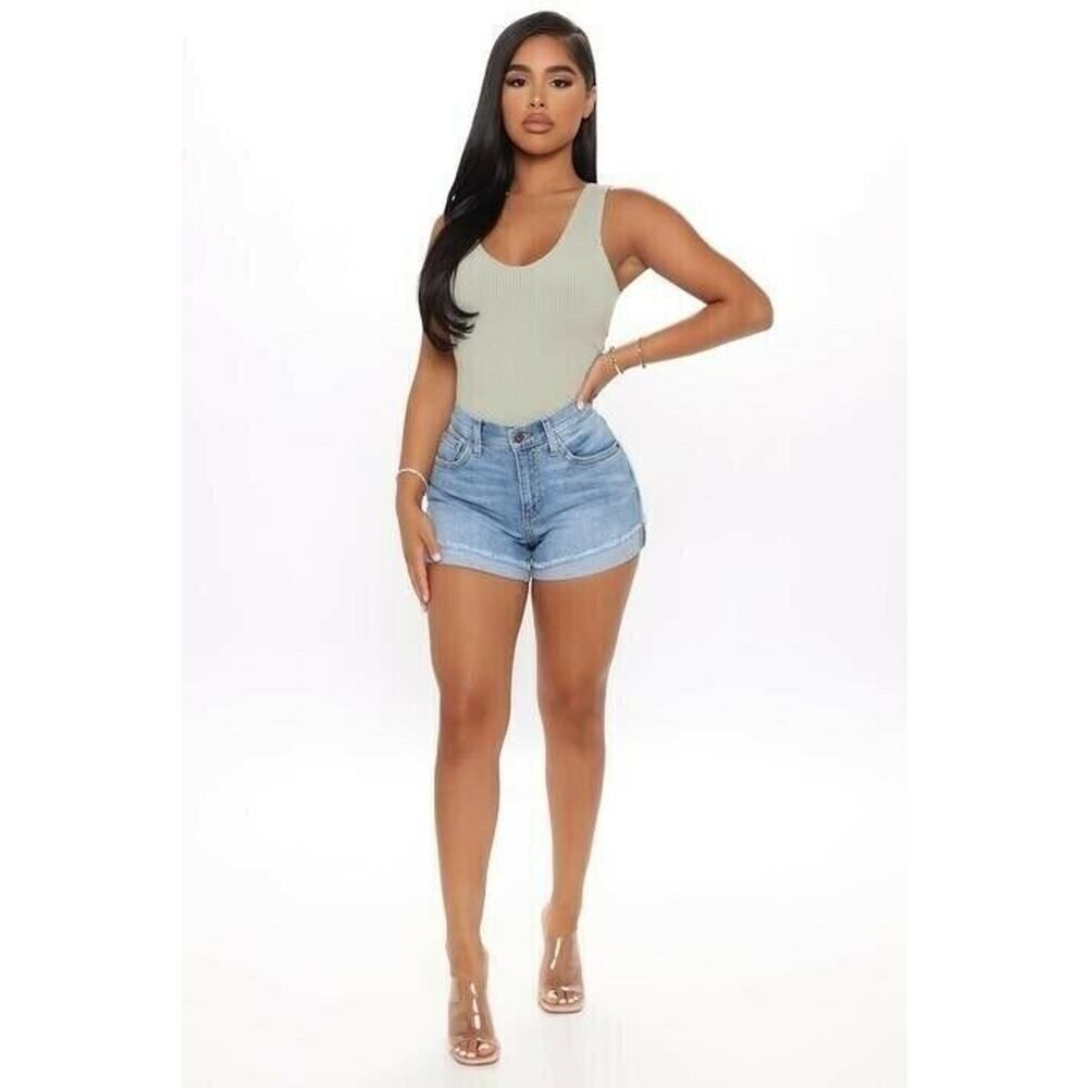 MIKEY & JOEY Fitted Double V-Neck NEW Anthropologie Sage Green Bodysuit Summer M